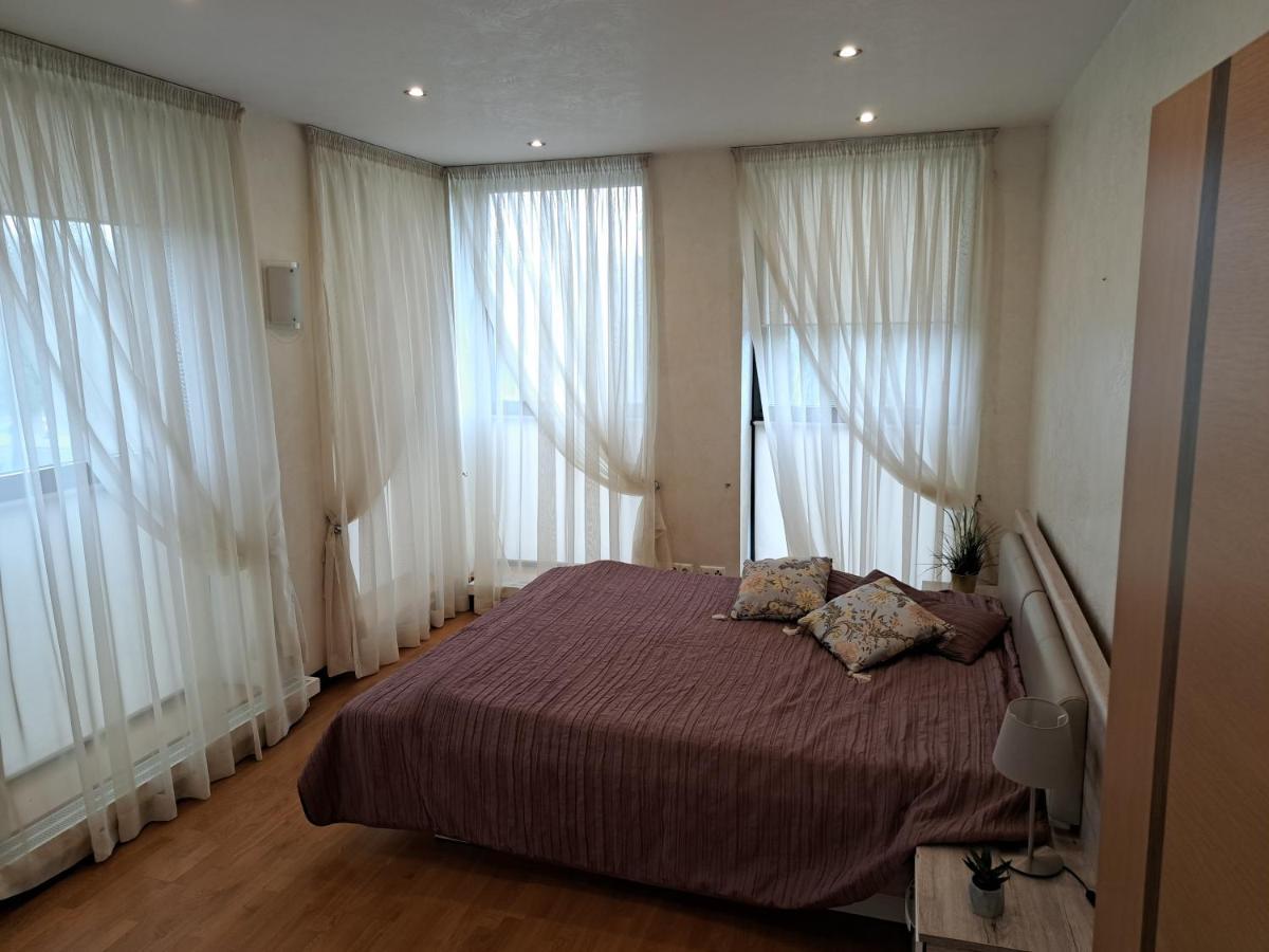 Andyshaun Service Appartments Riga Kültér fotó